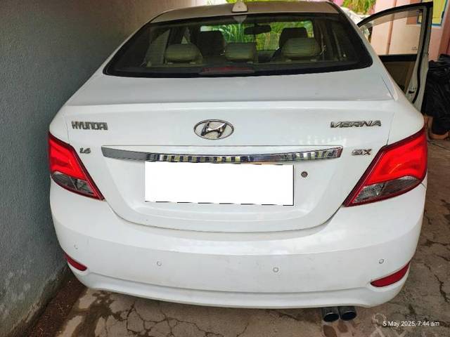 https://images10.gaadi.com/usedcar_image/4552592/original/processed_25f7b066-b1bd-4fe3-b340-9e3f5ec780df.jpg?imwidth=6401