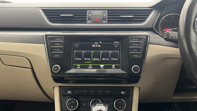 Second-hand 2017 Skoda Superb Style 2.0 TDI AT for sale in Kolkata-30