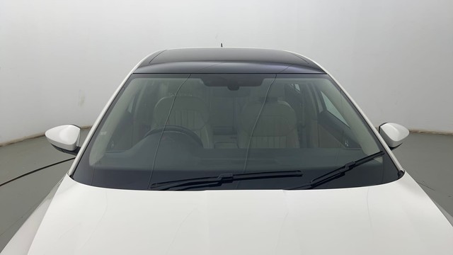 Second-hand 2017 Skoda Superb Style 2.0 TDI AT for sale in Kolkata-10