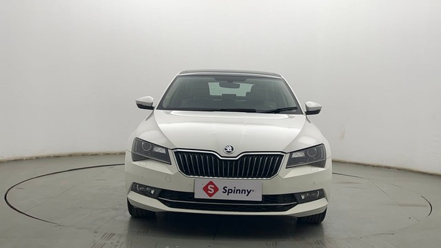 Second-hand 2017 Skoda Superb Style 2.0 TDI AT for sale in Kolkata-7