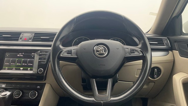 Second-hand 2017 Skoda Superb Style 2.0 TDI AT for sale in Kolkata-24