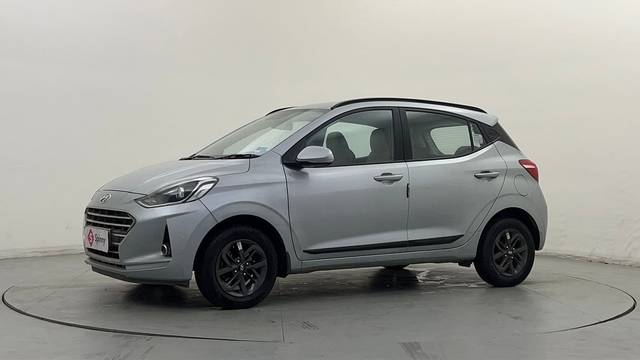 https://images10.gaadi.com/usedcar_image/4552613/original/5a620b50a8fcfcc1c6aedfc8f4b528d2.JPG?imwidth=6400