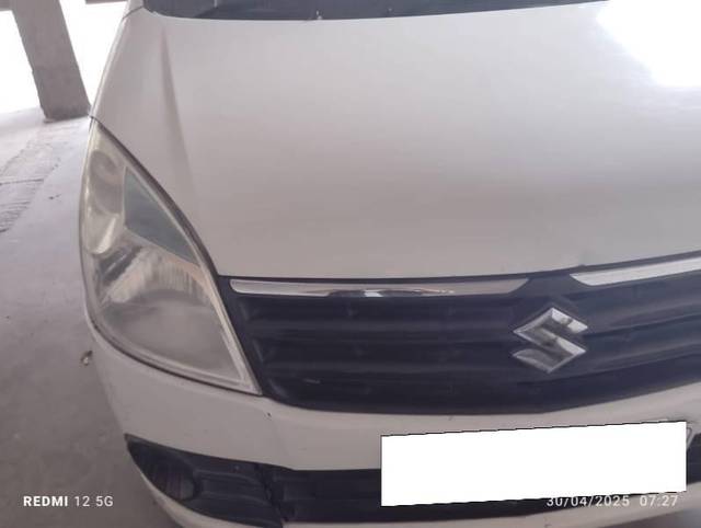 https://images10.gaadi.com/usedcar_image/4552615/original/processed_529c1c07-6a90-49ab-889f-8f36ea890b47.jpg?imwidth=6401