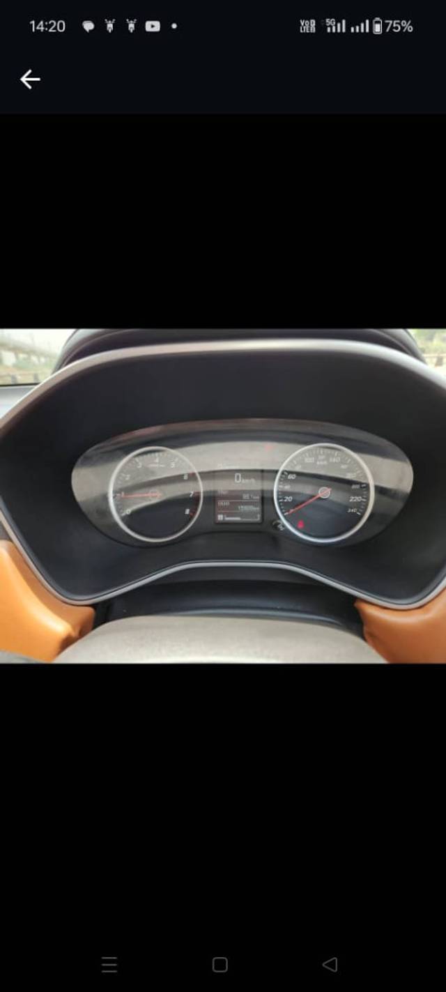 https://images10.gaadi.com/usedcar_image/4552666/original/85c194b3278b69c5077ce319a1c5848e.jpg?imwidth=6402