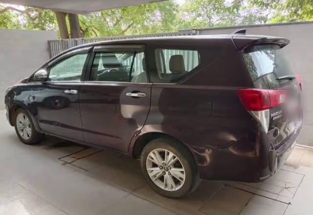 https://images10.gaadi.com/usedcar_image/4552739/original/7b12ebf8-4100-434a-a66e-553da5d78a22.?imwidth=6401