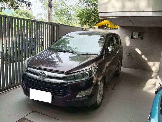 https://images10.gaadi.com/usedcar_image/4552739/original/processed_b5a9e06b-57e2-4ef3-91dd-f8208710bc01.jpeg?imwidth=6402