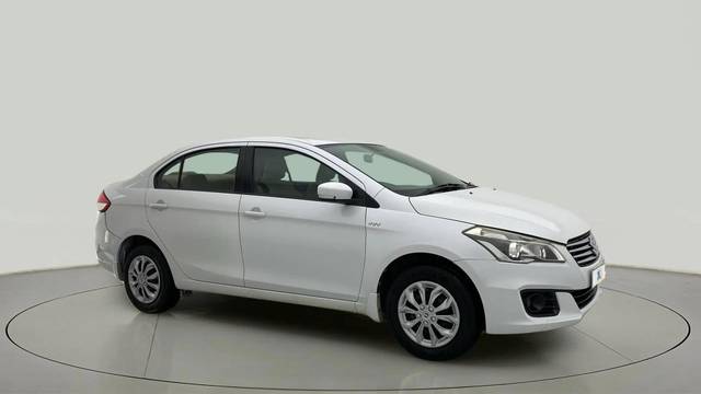 https://images10.gaadi.com/usedcar_image/4552741/original/e2332ed3e829f2e6a0e5180efd138d6e.jpg?imwidth=6400