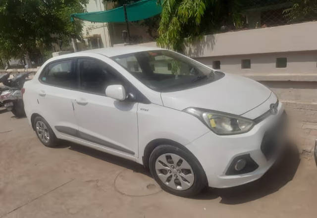 https://images10.gaadi.com/usedcar_image/4552743/original/4546010c-013a-4f3d-958b-bcdb5278d251.?imwidth=6400