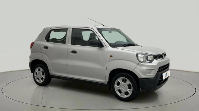 https://images10.gaadi.com/usedcar_image/4552747/original/348dc445d84da3965eb49f569af0c51c.jpg?imwidth=6400