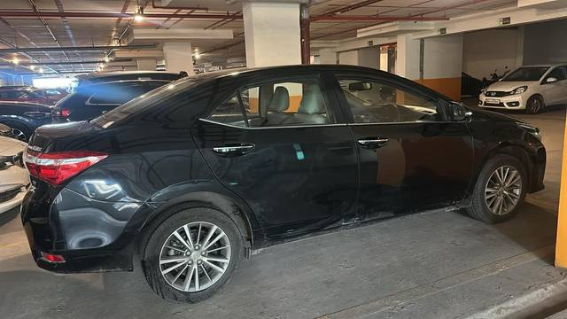 https://images10.gaadi.com/usedcar_image/4552788/original/ba3448ca-0f28-4850-836a-b4b19e8ca568.jpg?imwidth=6400
