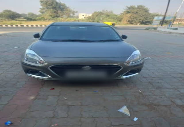 https://images10.gaadi.com/usedcar_image/4552808/original/08165e76-2066-4d42-81c0-631b7a8fba6b.?imwidth=6400