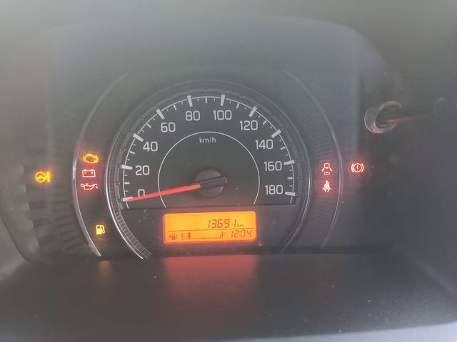 https://images10.gaadi.com/usedcar_image/4552838/original/e2d43f8c78164f6f4aee6933381a8662.jpg?imwidth=6401