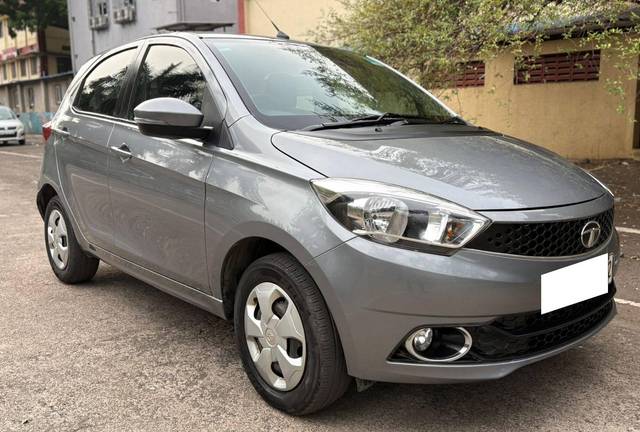 https://images10.gaadi.com/usedcar_image/4552847/original/processed_4cdf03c8afcd1babfd5a263559212f80.jpg?imwidth=6400