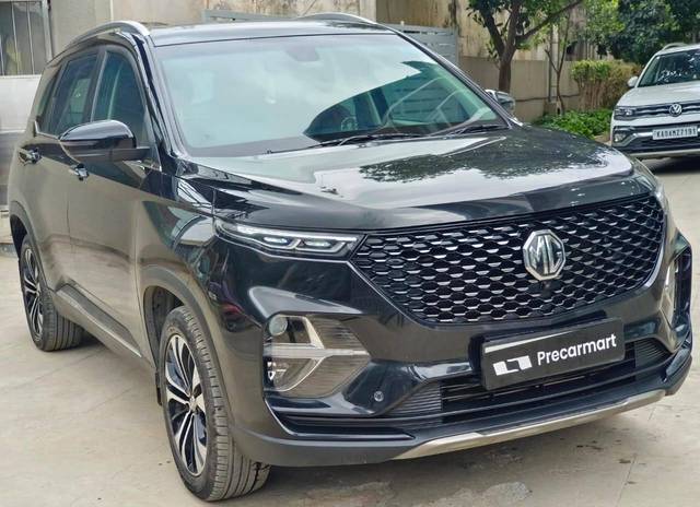 https://images10.gaadi.com/usedcar_image/4552861/original/processed_84766f9c8651585a2da9e2e664487804.jpeg?imwidth=6400