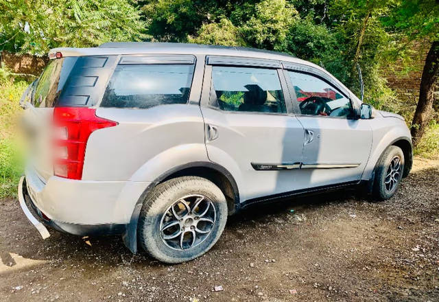 https://images10.gaadi.com/usedcar_image/4552865/original/5b2327d5-797b-4058-a7ca-82310a83737e.?imwidth=6401