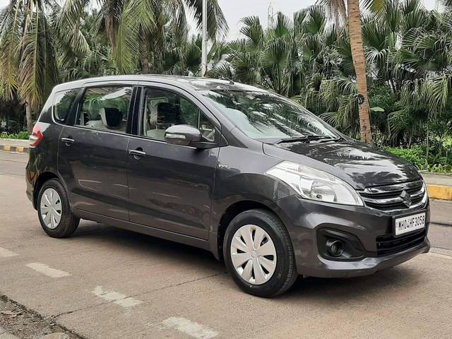 https://images10.gaadi.com/usedcar_image/4552903/original/processed_8d7cdb56d7d63198bf26c47313328a0b.jpeg?imwidth=6400
