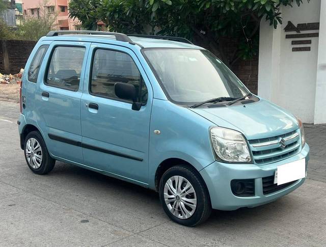 https://images10.gaadi.com/usedcar_image/4552917/original/processed_be92e016c908c8d2665dafd354f14f0c.jpg?imwidth=6400