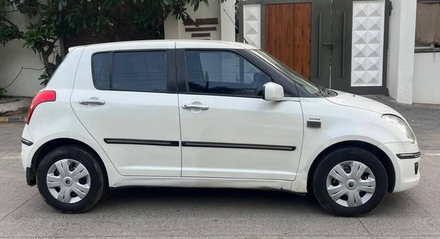https://images10.gaadi.com/usedcar_image/4552919/original/processed_67a7927598e783b7d840c5e961e524ee.jpg?imwidth=6401