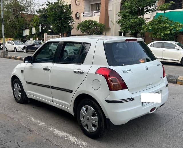 https://images10.gaadi.com/usedcar_image/4552919/original/processed_da27f4c78b1bed16f5b6f0ab82fd7012.jpg?imwidth=6402