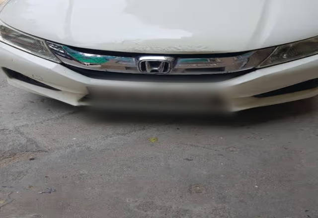 https://images10.gaadi.com/usedcar_image/4552935/original/c875a12a-2ad8-4342-8dd9-fdcc89e8bad0.?imwidth=6401
