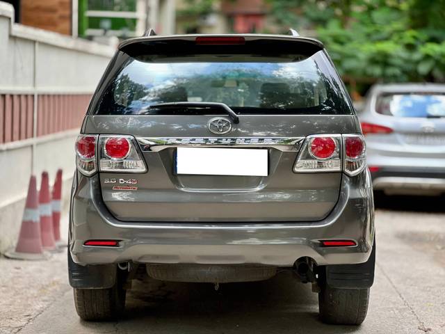 https://images10.gaadi.com/usedcar_image/4552937/original/processed_4c5de370-b413-4f89-b103-11dff2935bc0.jpg?imwidth=6401