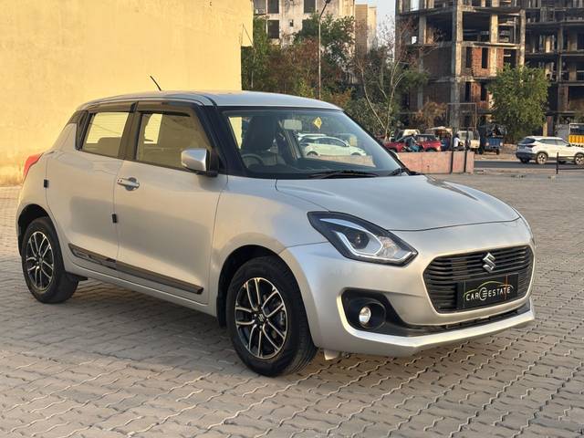 https://images10.gaadi.com/usedcar_image/4552943/original/processed_83472f1ea29d66a16489ff95f6e0ed43.jpeg?imwidth=6400