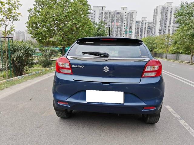 https://images10.gaadi.com/usedcar_image/4552956/original/processed_8a2257d4927ec1731e48bb98a97deef8.jpg?imwidth=6402