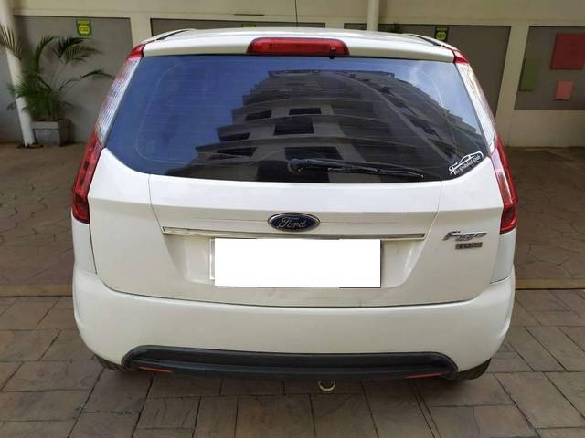 https://images10.gaadi.com/usedcar_image/4552976/original/processed_280599afaca52ca22880f8380d387b45.jpeg?imwidth=6401