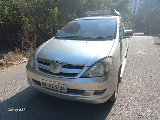 https://images10.gaadi.com/usedcar_image/4553000/original/processed_48caaf0f24df66c0389ab918071835fc.jpg?imwidth=6402