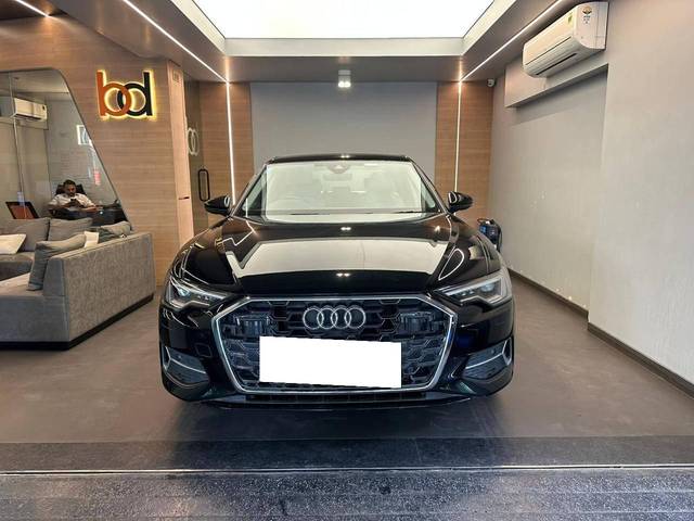 https://images10.gaadi.com/usedcar_image/4553002/original/processed_b7c4e1da4b9bc268641f3a8f01fc828e.jpeg?imwidth=6400