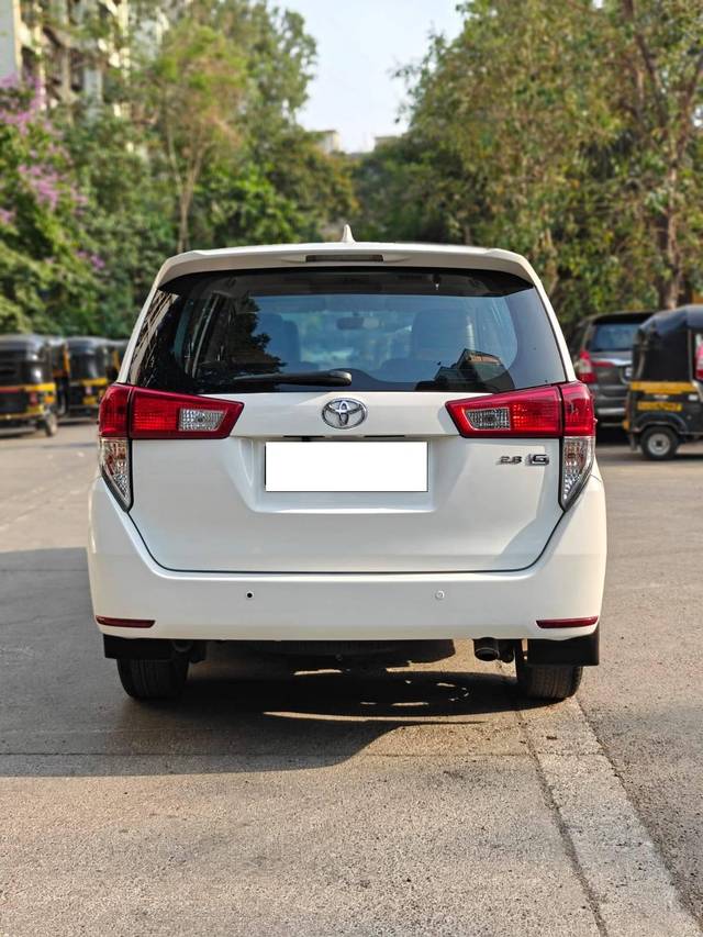 https://images10.gaadi.com/usedcar_image/4553066/original/processed_38a72f3204e8d1d9fe512299836fb9fd.jpg?imwidth=6402