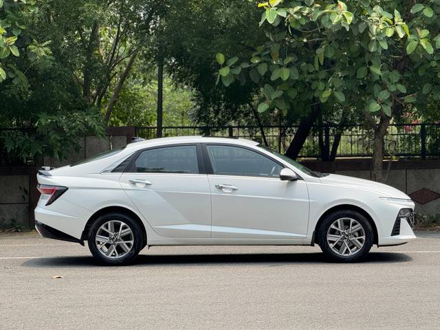 https://images10.gaadi.com/usedcar_image/4553091/original/444fa39e7425b1c57a8b12a2d3ba43bf.jpg?imwidth=6401