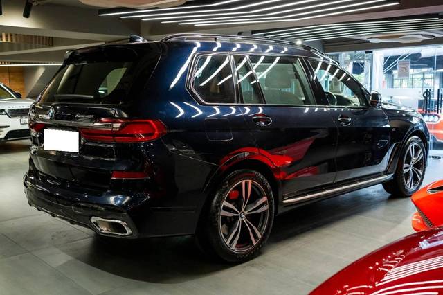 https://images10.gaadi.com/usedcar_image/4553111/original/processed_da3505a5b1ffdf60cb2b648fbd64ef69.jpg?imwidth=6401