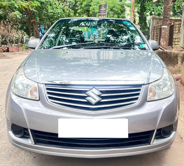 https://images10.gaadi.com/usedcar_image/4553128/original/processed_ff3e79c9dc565de4dd840b3d7d00b4e9.jpg?imwidth=6402