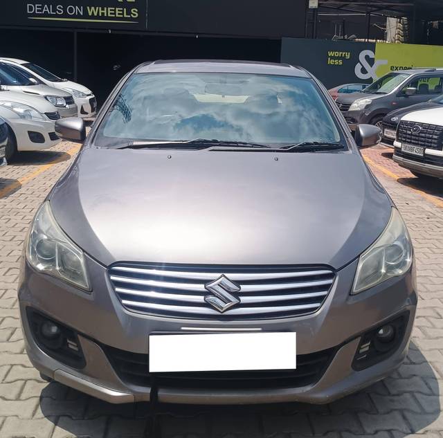 https://images10.gaadi.com/usedcar_image/4553136/original/processed_7600f4b2-c8f8-4067-9203-b44f46e6c7d0.jpg?imwidth=6400