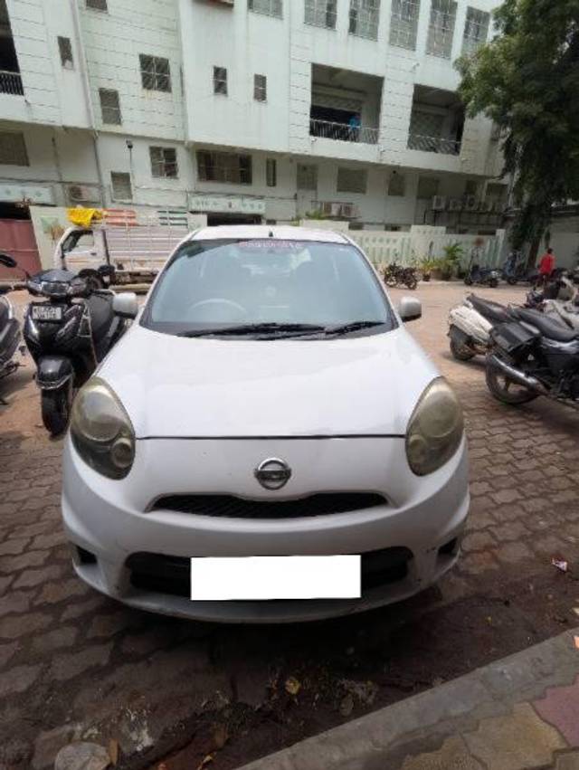 https://images10.gaadi.com/usedcar_image/4553203/original/processed_23718e42-4372-4557-8df6-a71e1f0c4b5e.jpg?imwidth=6400