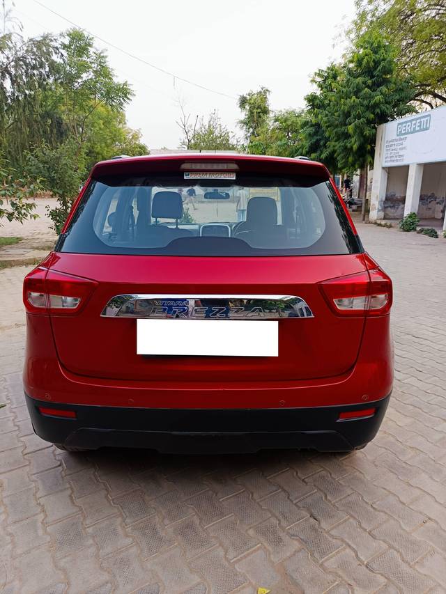https://images10.gaadi.com/usedcar_image/4553233/original/processed_ebf66da49cf2ac1d8235e5cb15c451c4.jpg?imwidth=6402
