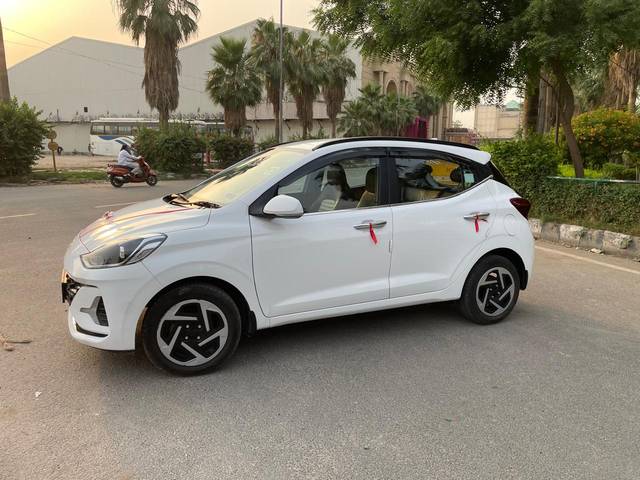 https://images10.gaadi.com/usedcar_image/4553252/original/8de04f5f12f27cb4da902e34418de09d.jpg?imwidth=6400