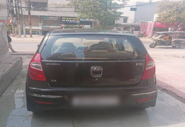 https://images10.gaadi.com/usedcar_image/4553254/original/26955ae0-d540-47c4-9041-c4701f3e8dc4.?imwidth=6400