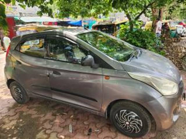 https://images10.gaadi.com/usedcar_image/4553273/original/b3e98c374182a6f0e8b13768cb2fa8cc.jpg?imwidth=6400