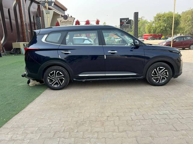 https://images10.gaadi.com/usedcar_image/4553293/original/processed_df5f732f99706f6644e428ad22d8b919.jpg?imwidth=6401