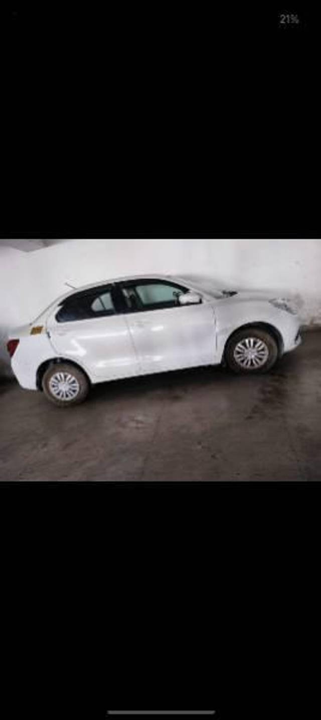 https://images10.gaadi.com/usedcar_image/4553369/original/processed_264f72e1-42a5-48f0-810e-8f73eb4a3f21.jpg?imwidth=6402