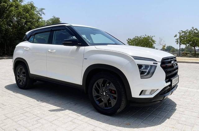 https://images10.gaadi.com/usedcar_image/4553395/original/processed_6ec76c724cfe17b675adfd18a445eeea.jpg?imwidth=6400