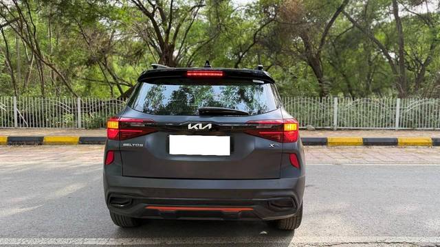 https://images10.gaadi.com/usedcar_image/4553401/original/processed_c25249ccd78b0e30eab14923c7bb20c4.jpg?imwidth=6402