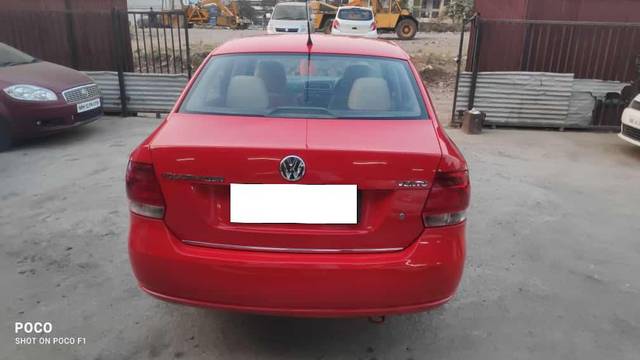 https://images10.gaadi.com/usedcar_image/4553406/original/processed_99720ead2c8a37ce4d5b97353a8195c2.jpg?imwidth=6402