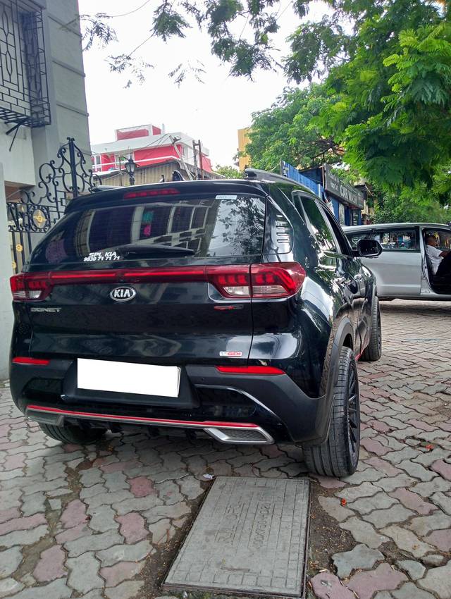 https://images10.gaadi.com/usedcar_image/4553415/original/processed_7d6f0fd657a39b1b1e6338faa21b6c47.jpg?imwidth=6401