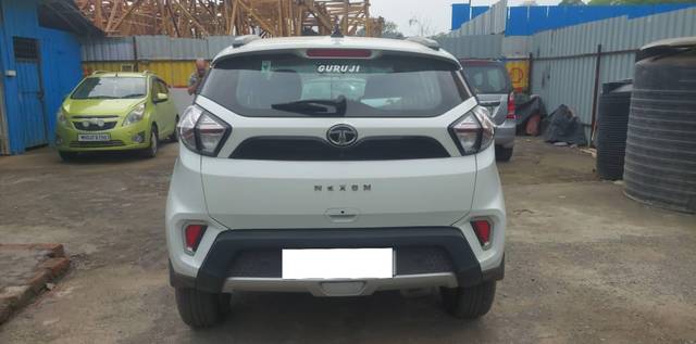 https://images10.gaadi.com/usedcar_image/4553416/original/processed_2c187ddb1505c22afe3c7f481065150c.jpg?imwidth=6401