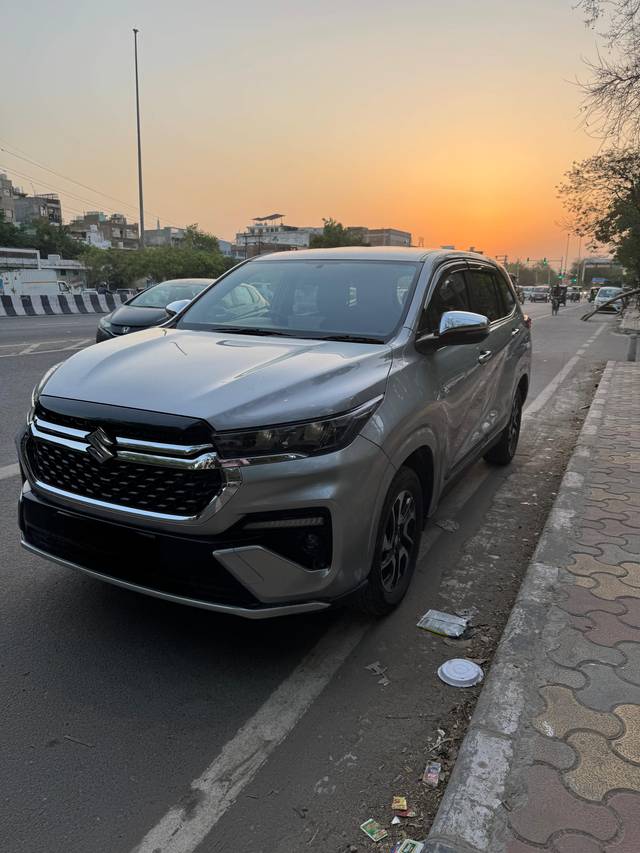 https://images10.gaadi.com/usedcar_image/4553420/original/b23ae7059132fef094a5dd8476aa246e.jpg?imwidth=6402