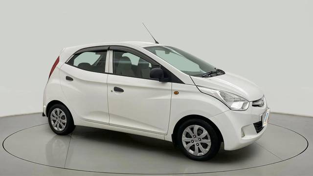 https://images10.gaadi.com/usedcar_image/4553451/original/6da9e41b24dfbb852afef686ffced2ec.jpg?imwidth=6400