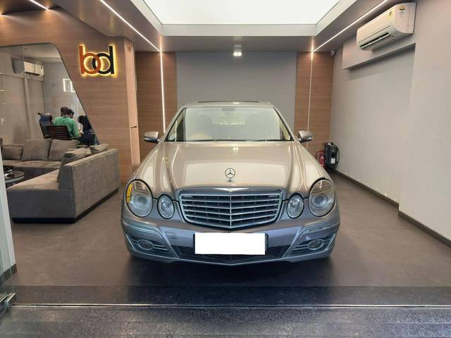 https://images10.gaadi.com/usedcar_image/4553460/original/processed_288a0bc759e456218da875fabadb3c08.jpeg?imwidth=6400